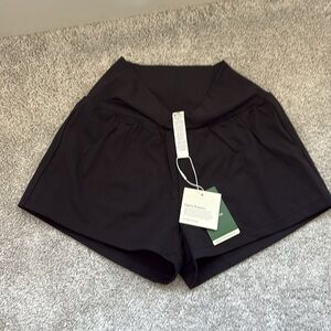 HALARA Black Women's SoftlyZero Airy Super High Waisted Cool Touch Yoga Shorts